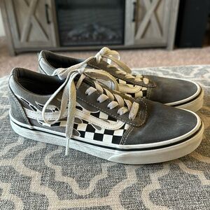 Youth vans size 4.5